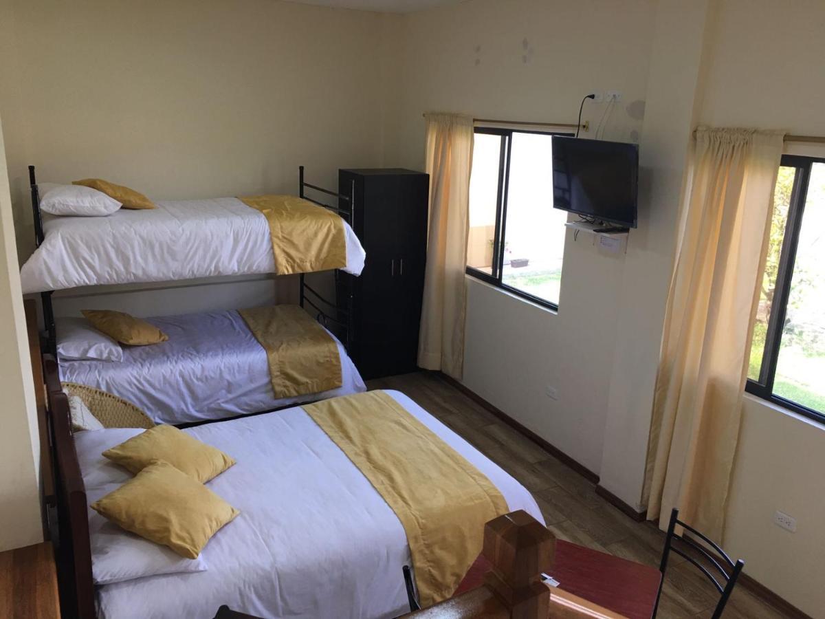 Tababela Airport B&B Экстерьер фото