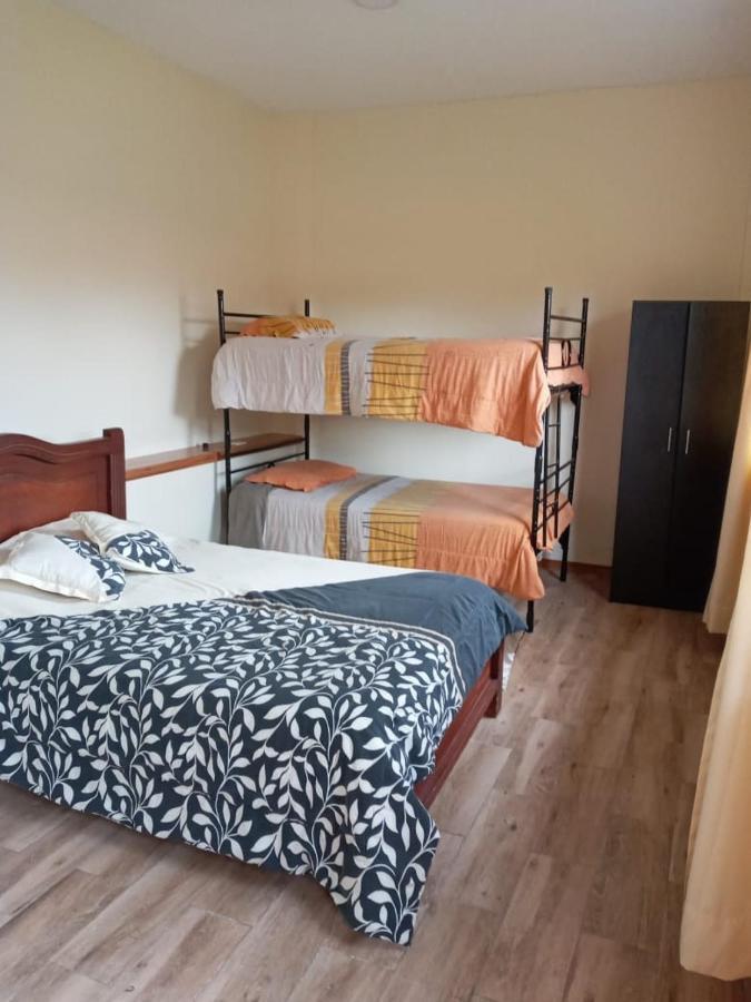 Tababela Airport B&B Экстерьер фото