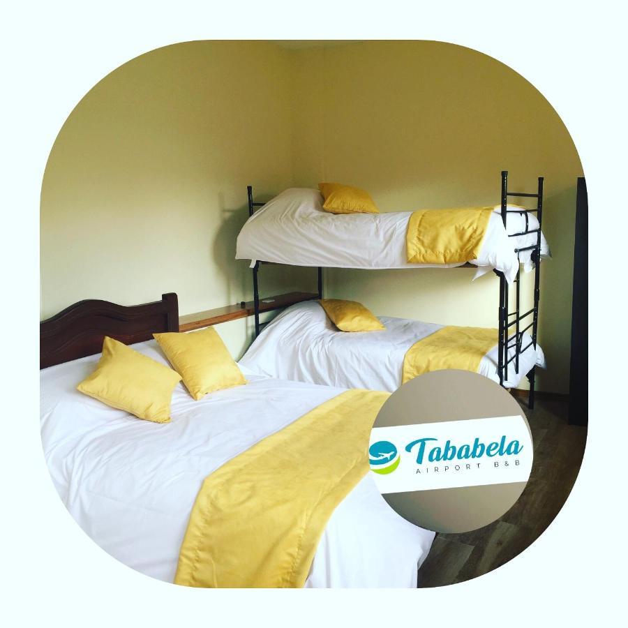 Tababela Airport B&B Экстерьер фото